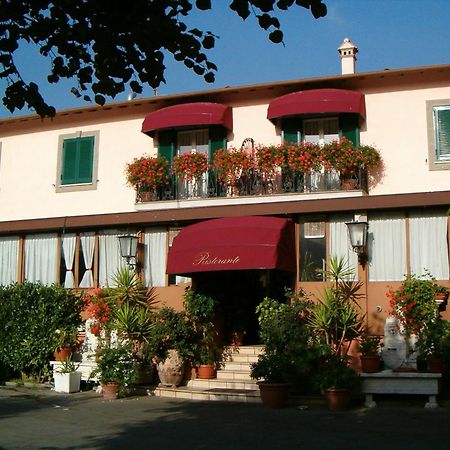 Hotel Squarciarelli Grottaferrata Exterior foto